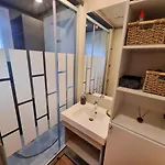 Confort Pour Un Sejour Dans Domaine Avec Piscine Et En Bordure Avec Artificielle * Labouheyre