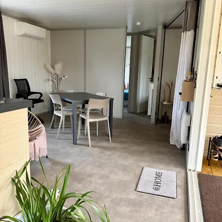 Chalet 18 Confort Pour Un Dans Domaine Avec Piscine Et En Bordure Avec Artificielle